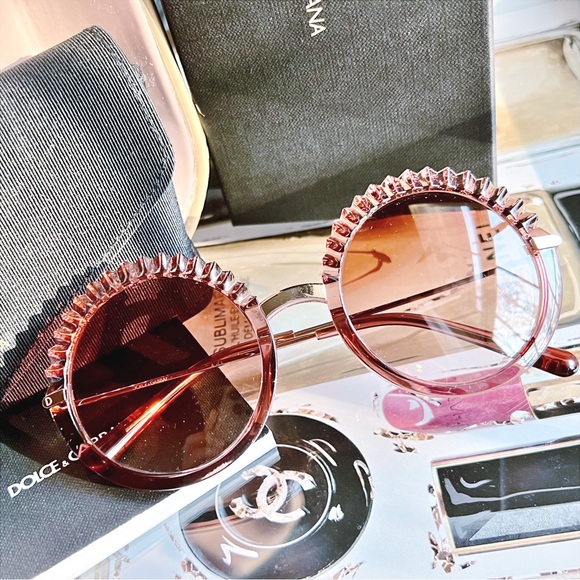 Dolce & Gabbana “Plissè” Pink Acetate Round Sunglasses - Picture 3 of 10
